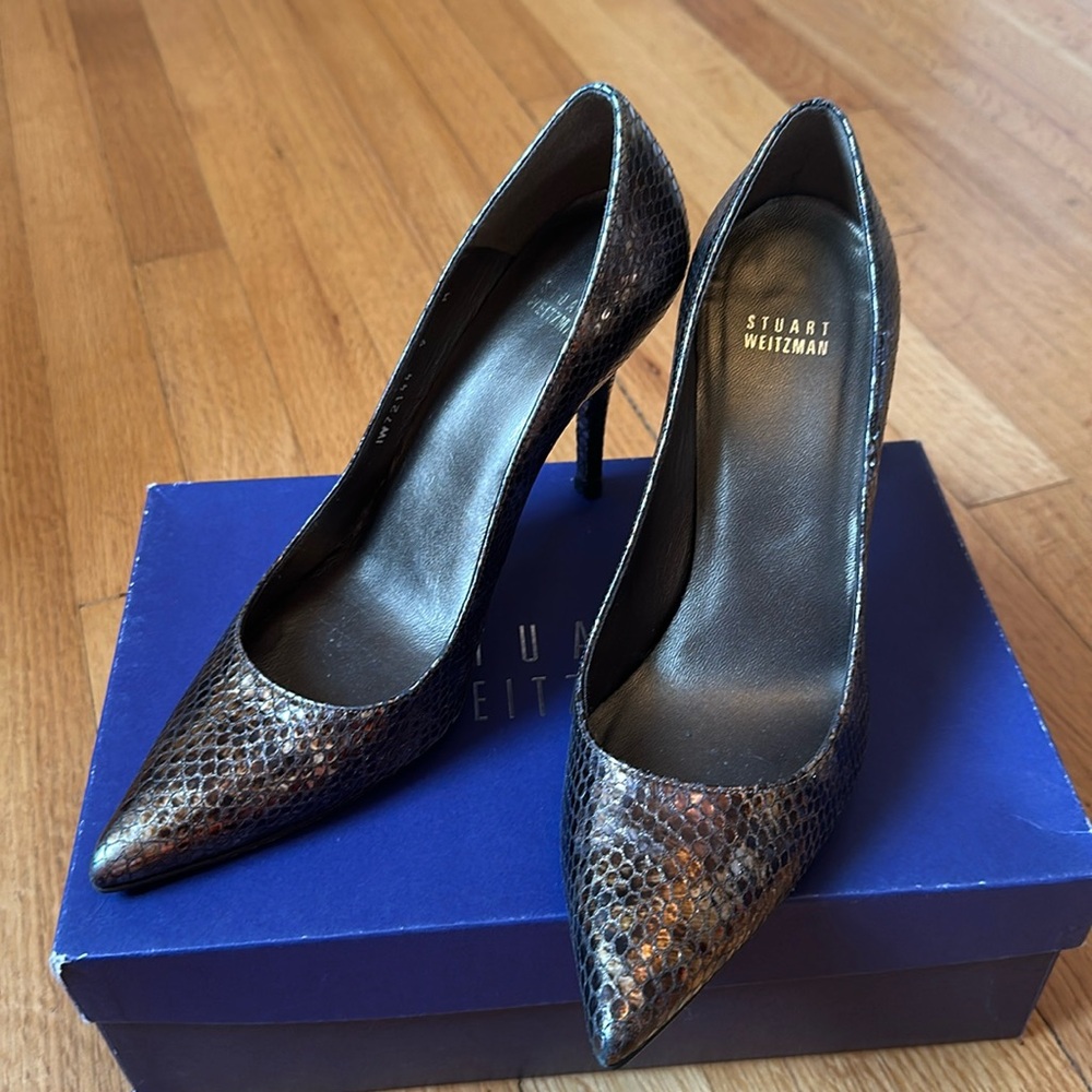 Stuart Weitzman Black Snakeskin Heels